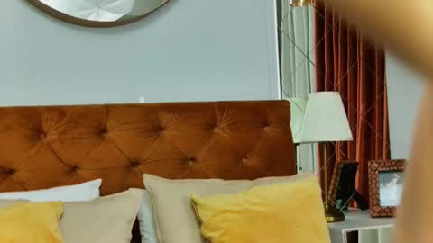 Lolly. online show from January 31, 7:11 pm