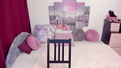 LoloMercier online show from September 20, 8:43 pm