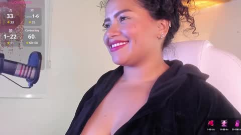 loly_marce online show from January 17, 1:47 am