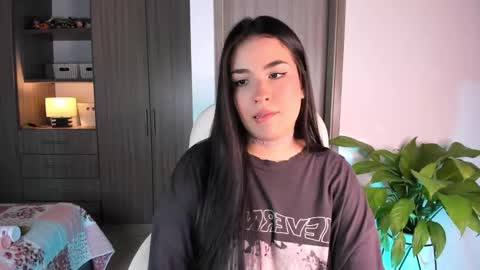 Sarah online show from January 13, 4:29 am