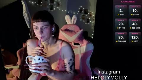 Snapshot of lolymolli chatting on January 18, 5:26 pm Molli online show from January 18, 5:26 pm