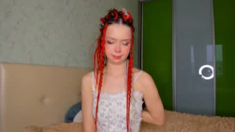 Snapshot of lolypump chatting on October 24, 2:30 am SallyBunny online show from October 24, 2:30 am