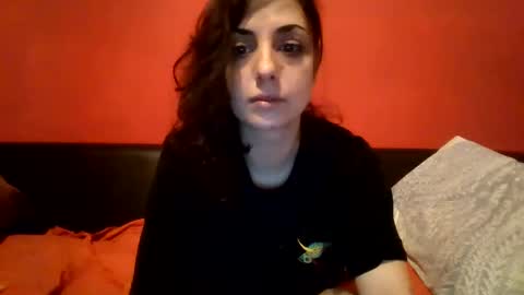 lolyrabbit online show from November 9, 7:45 pm