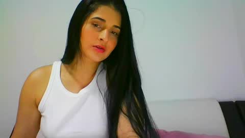 Snapshot of lomaslindosoyyo chatting on January 6, 11:31 pm estehfania online show from January 6, 11:31 pm