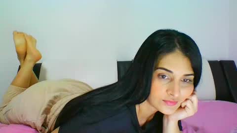 Snapshot of lomaslindosoyyo chatting on February 8, 10:08 pm estehfania online show from February 8, 10:08 pm