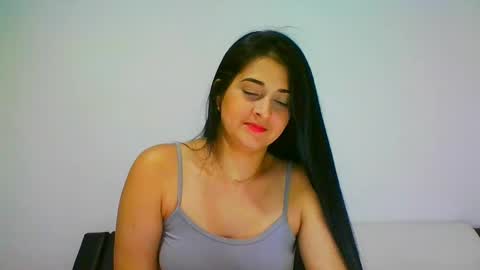 Snapshot of lomaslindosoyyo chatting on February 13, 11:37 pm estehfania online show from February 13, 11:37 pm