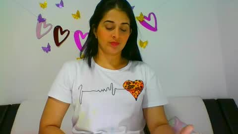 Snapshot of lomaslindosoyyo chatting on February 16, 12:52 am estehfania online show from February 16, 12:52 am