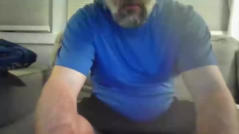 Snapshot of loml44 chatting on December 14, 10:58 pm THE SEXIEST MAN ALIVE online show from December 14, 10:58 pm