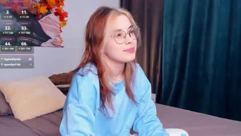 Lona online show from October 18, 7:03 pm