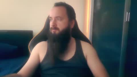 london_man1988 online show from October 24, 7:38 am