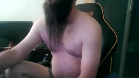 Snapshot of london_man1988 chatting on May 16, 8:33 am london_man1988 online show from May 16, 8:33 am