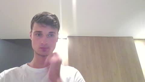 london_tomy online show from September 14, 11:37 pm