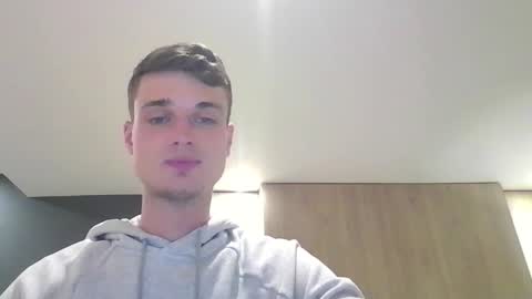 london_tomy online show from September 23, 2:03 am