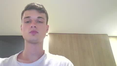 london_tomy online show from September 26, 12:03 am