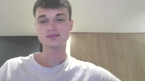 london_tomy online show from October 4, 1:14 am