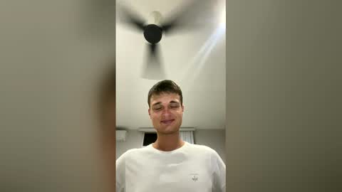 london_tomy online show from March 29, 1:05 am