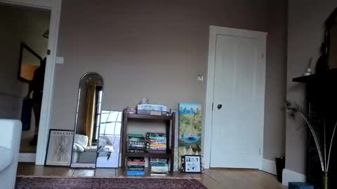 Em online show from January 15, 8:41 am