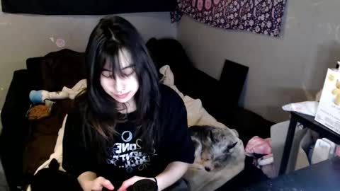 londonray online show from March 5, 12:50 am