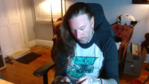longhair online show from December 5, 1:25 am