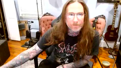 longhair online show from June 11, 2:22 am