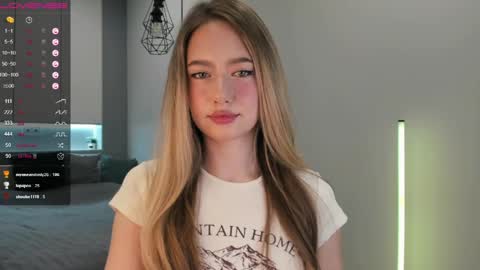 Snapshot of longoriaeva chatting on May 4, 4:36 pm Eva online show from May 4, 4:36 pm
