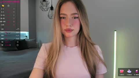 Snapshot of longoriaeva chatting on May 5, 4:04 pm Eva online show from May 5, 4:04 pm