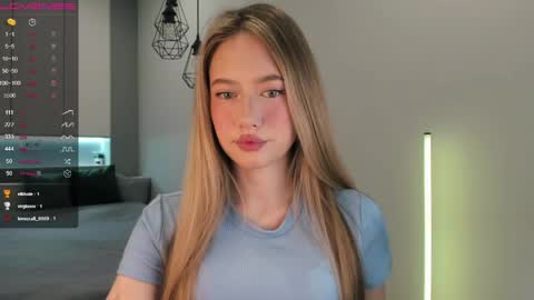 Snapshot of longoriaeva chatting on May 20, 3:40 pm Eva online show from May 20, 3:40 pm