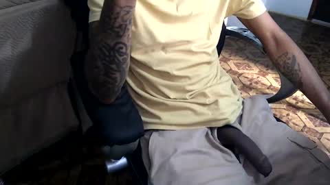 longshaft_ online show from March 18, 1:36 pm