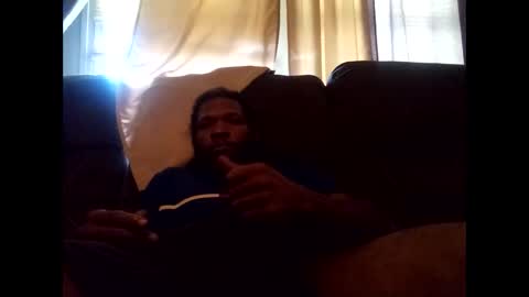 Snapshot of longstrokes5 chatting on September 21, 1:24 pm longstrokes5 online show from September 21, 1:24 pm