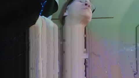 Londoncashmere69  online show from February 4, 12:29 am