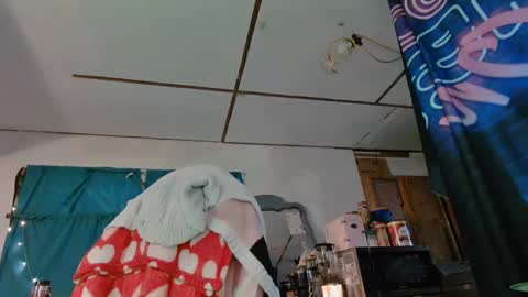 Londoncashmere69  online show from February 23, 10:20 pm