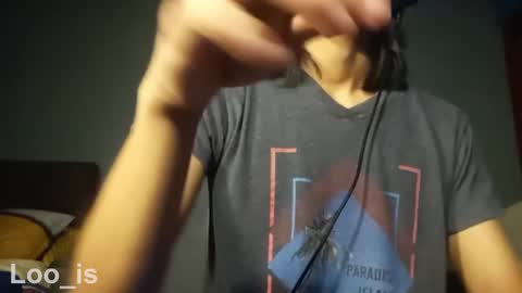 Snapshot of loo_is chatting on February 19, 9:50 am loo_is online show from February 19, 9:50 am