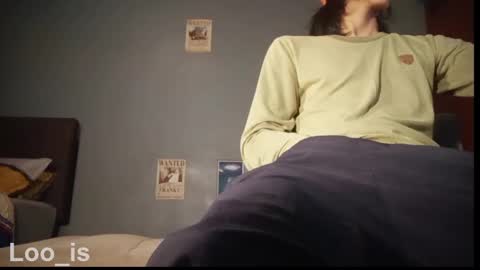 Snapshot of loo_is chatting on February 27, 11:20 am loo_is online show from February 27, 11:20 am