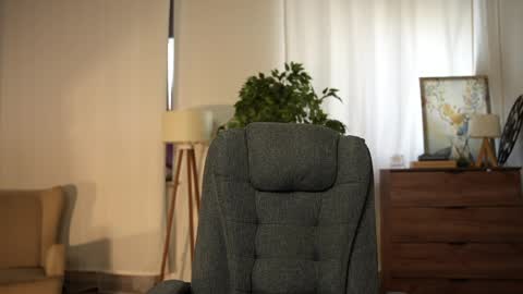 Snapshot of look_my_passion chatting on April 3, 7:06 am Hanna online show from April 3, 7:06 am