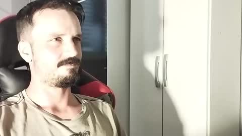 Snapshot of lookaz4010 chatting on March 12, 1:19 pm Lucas online show from March 12, 1:19 pm