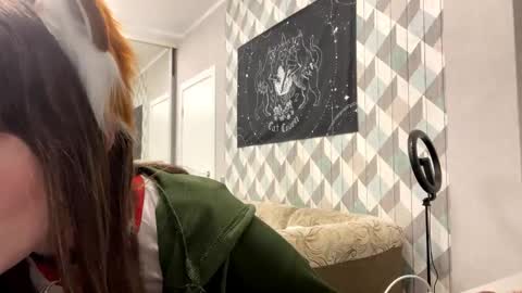 Snapshot of looking_me chatting on October 15, 7:14 pm EVA online show from October 15, 7:14 pm