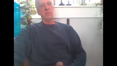 Snapshot of lookingforanopening chatting on February 4, 4:35 pm lookingforanopening online show from February 4, 4:35 pm