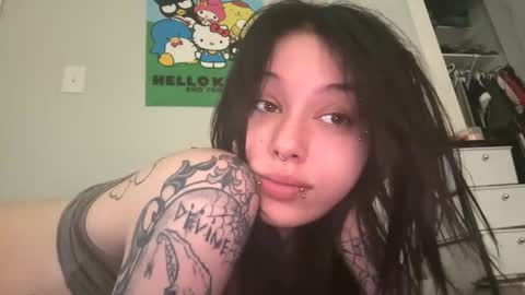 lookingforlona online show from March 5, 2:57 pm