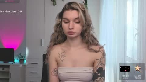 Luna online show from April 1, 2:03 pm