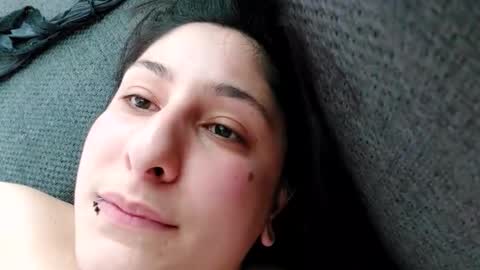 Snapshot of loolaunshaved chatting on February 22, 1:53 pm loolaunshaved online show from February 22, 1:53 pm