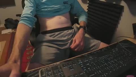 looselycut online show from March 20, 11:09 pm