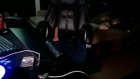 Snapshot of loov2watch chatting on March 15, 9:54 pm Mato online show from March 15, 9:54 pm