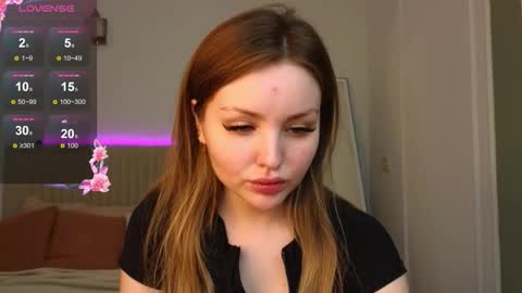 Lora online show from September 20, 11:33 am