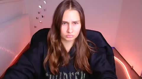 Lora online show from October 10, 6:23 am