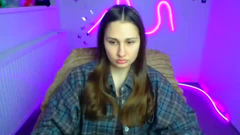 Snapshot of lora_kisses chatting on April 22, 5:32 am Lora online show from April 22, 5:32 am