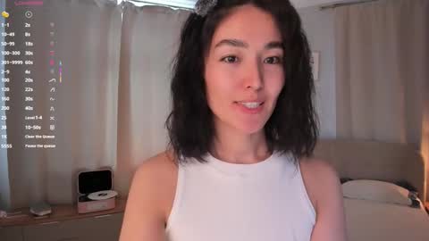 Snapshot of lora_lifelover chatting on February 22, 8:46 am Lora control 2 min for every new Fan Club subscriber online show from February 22, 8:46 am