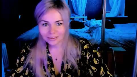 Snapshot of loraboyar chatting on October 17, 2:26 am Lora online show from October 17, 2:26 am