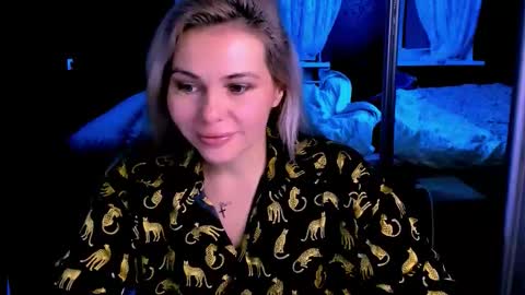 Lora online show from November 11, 2:22 am