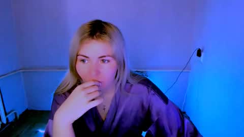 Lora online show from March 25, 3:01 am