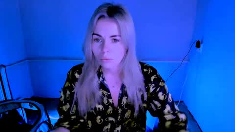 Lora online show from April 7, 2:01 am